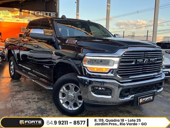 RAM 3500 6.7 I6 TURBO DIESEL LARAMIE NIGHT EDITION CD 4X4 AUTOMÁTICO RAM 3500 6.7 I6 TURBO DIESEL LARAMIE NIGHT EDITION CD 4X4 AUTOMÁTICO